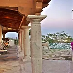 Casa Corona