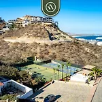 2Br Condo With Pool