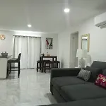 Excepcional One Bedroom Suite