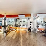Vista Velas Studio 8402B
