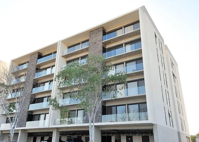 Great Location 2Bd 2Bth Walking Distance To Medano