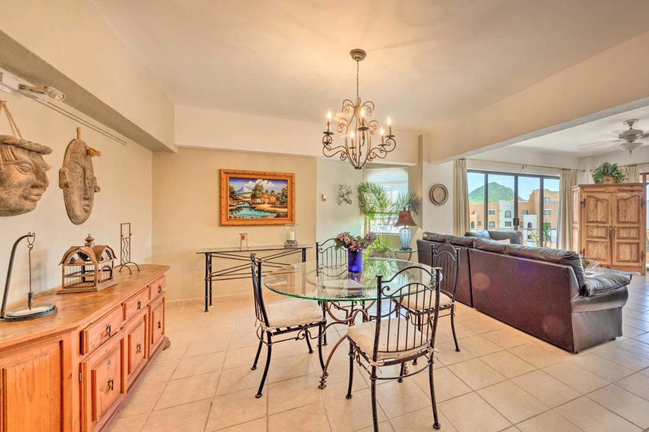 Apartment In Plaza Nautica Less Than 1 Mile To The Arch!