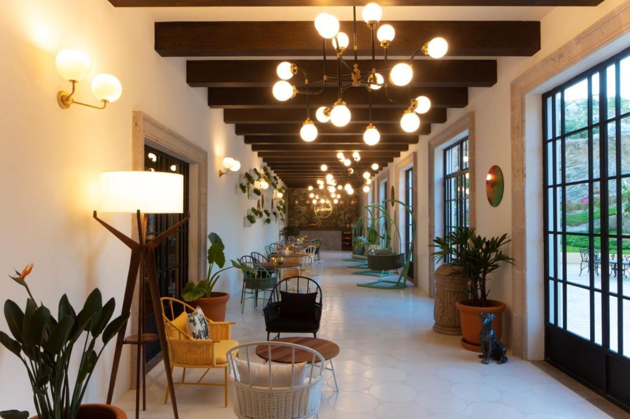 Vista Encantada & Residences, A La Carte Optional Hotel