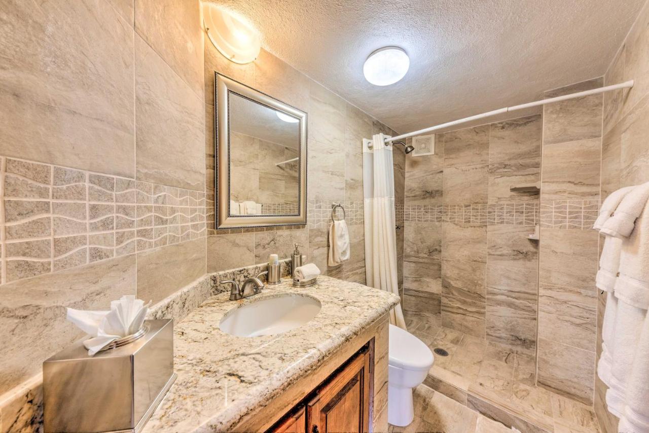 Apartment In Plaza Nautica Less Than 1 Mile To The Arch! Cabo San Lucas