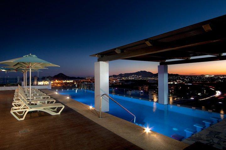 Comfort Inn&suites Cabos 4*