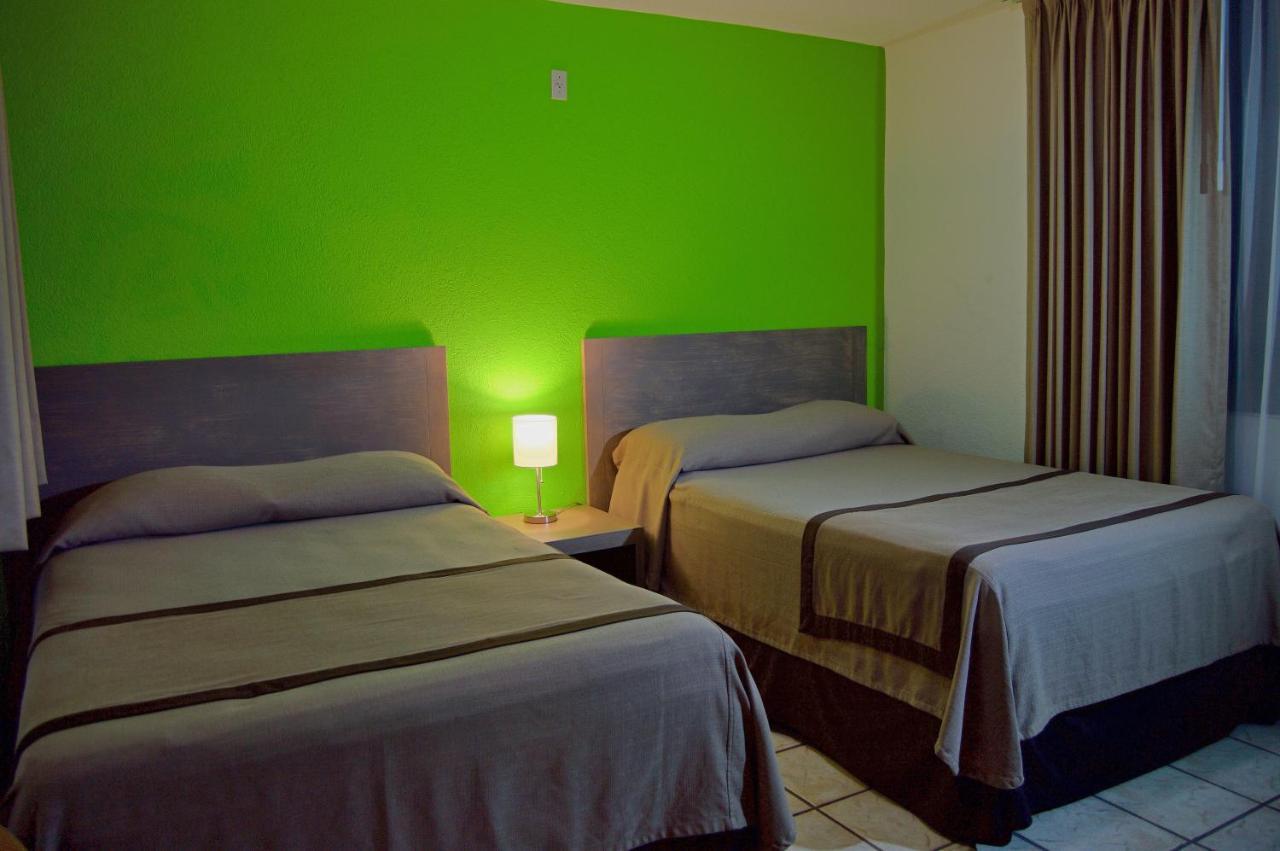 Hotel Sunrock & 3*