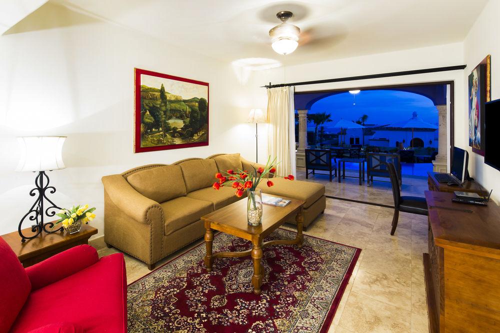 The Residences At Hacienda Encantada Hotel