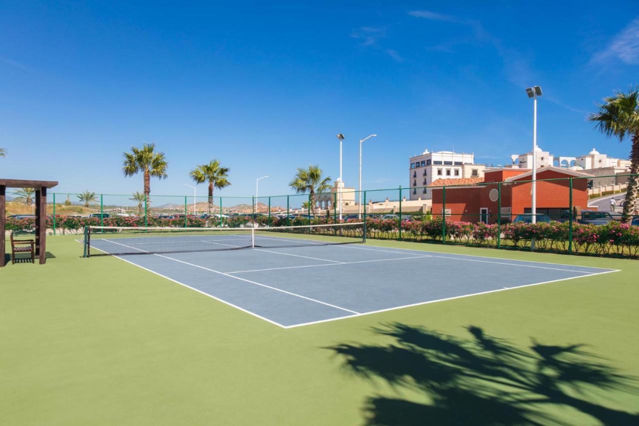 Hacienda Encantada & Resort