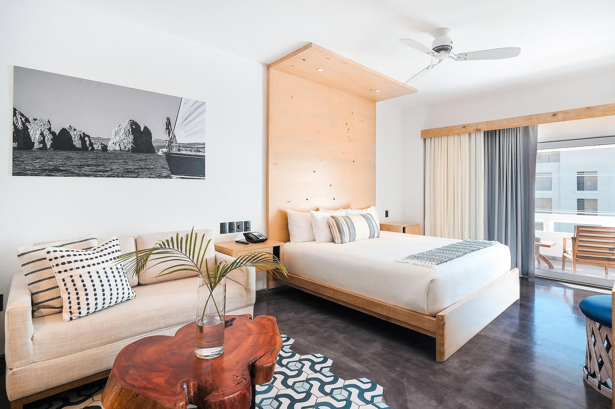 Bahia & House Hotel 4*