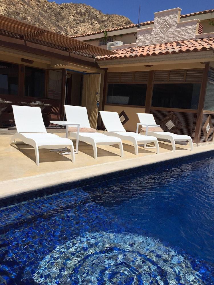 Cabo Vista 3*