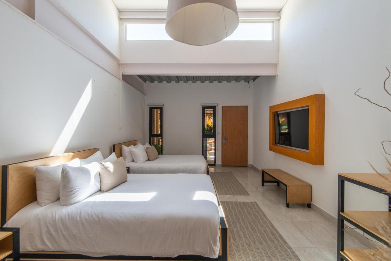 Hotel Mayan Monkey Cabos
