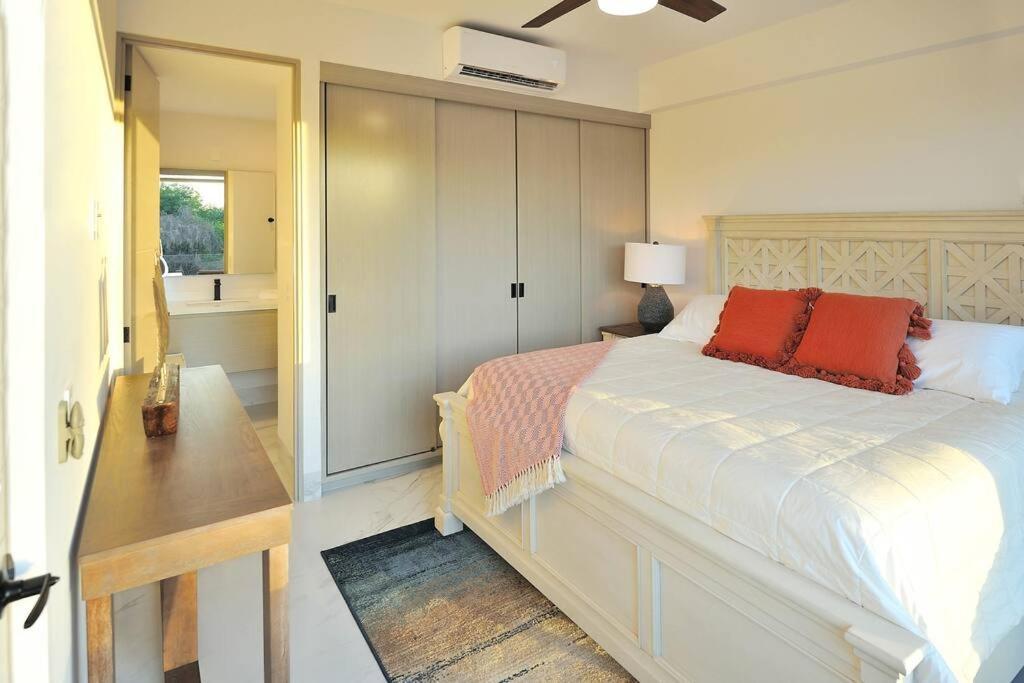 Great Location 2bd 2bth Walking Distance To Medano Apartment