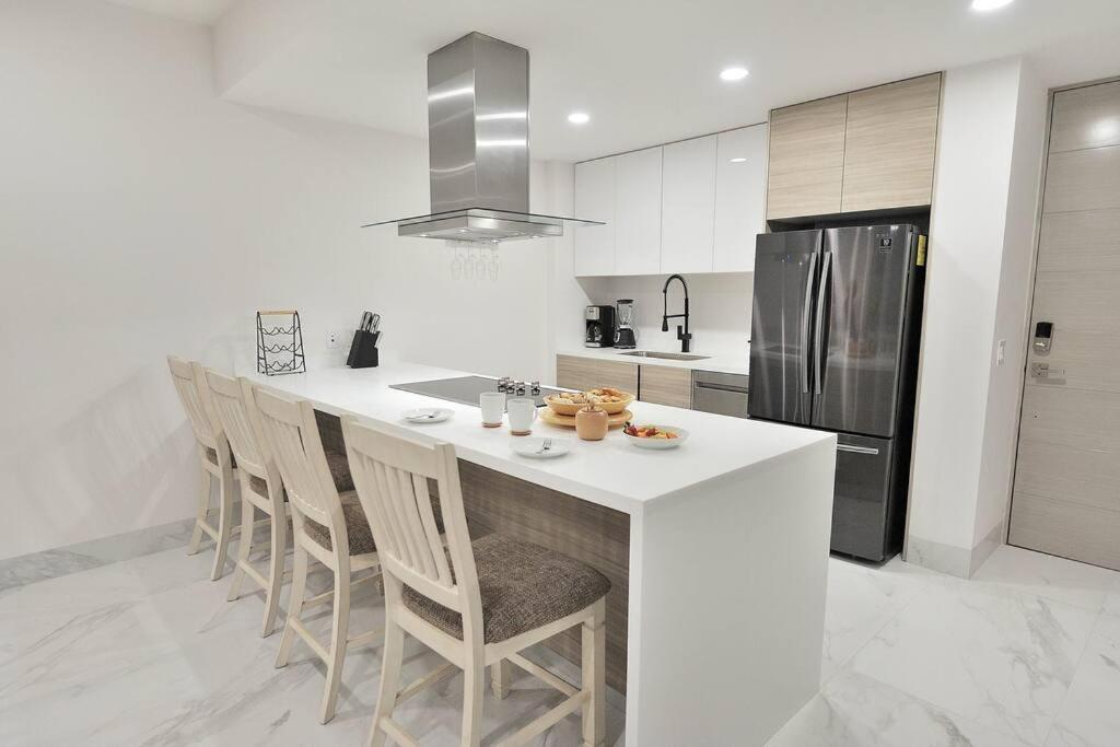 Great Location 2bd 2bth Walking Distance To Medano *