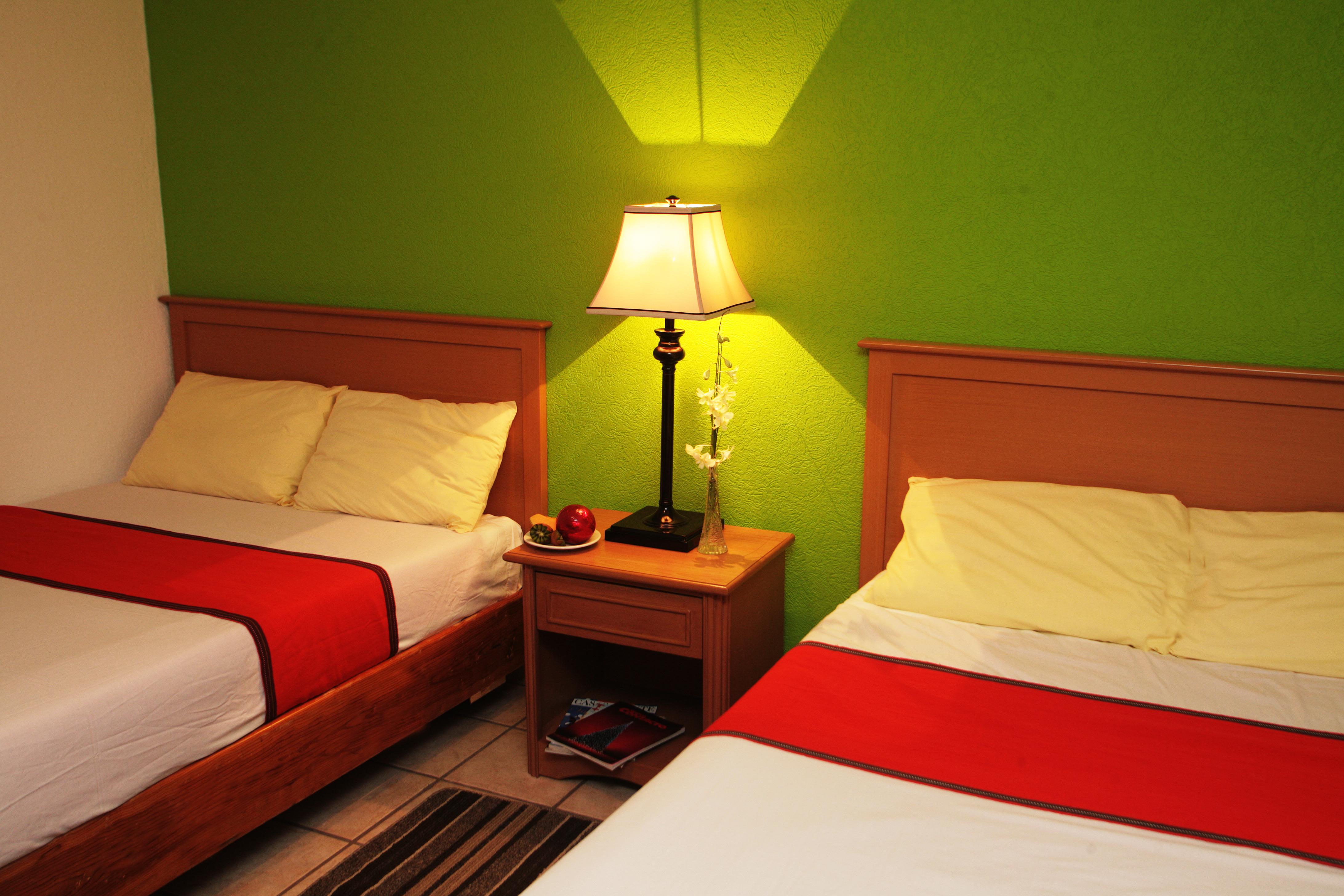 Sunrock & Hotel 3*