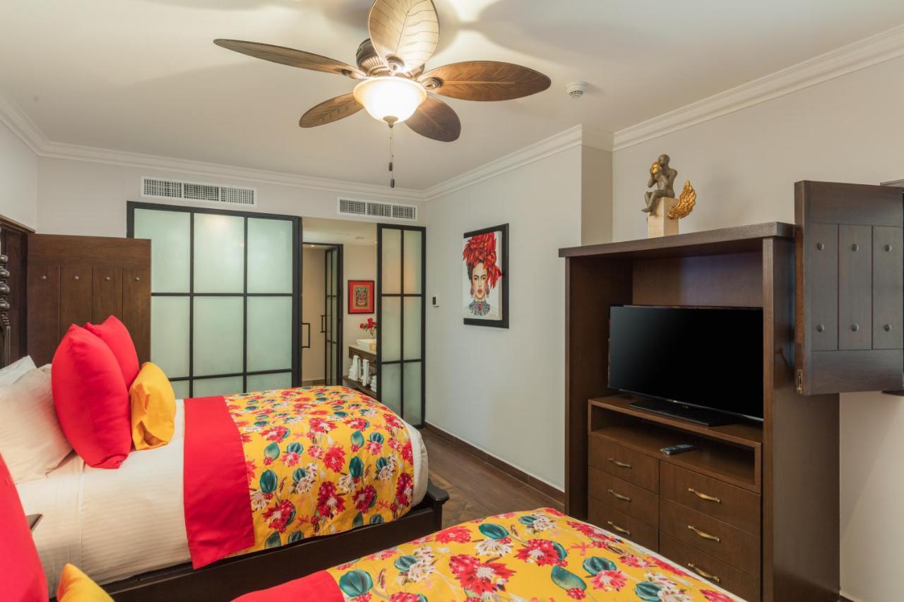 Hotel Vista Encantada & Residences, A La Carte Optional 5*