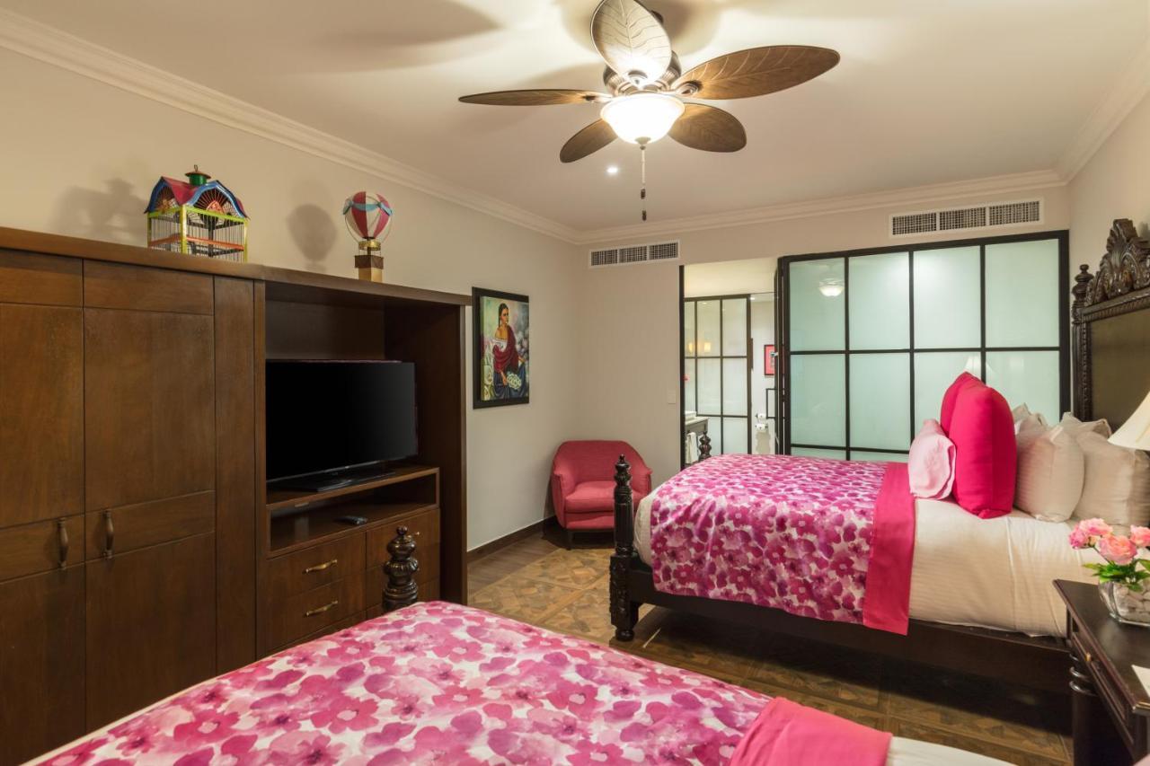 Hotel Vista Encantada & Residences, A La Carte Optional