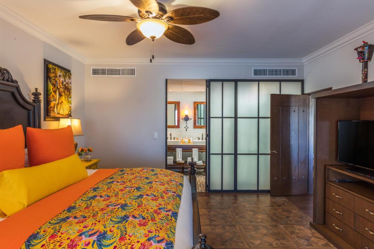 Vista Encantada & Residences, A La Carte Optional 5*