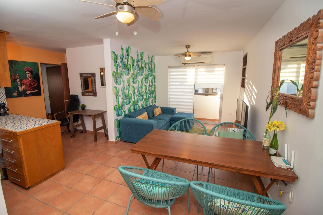 Your Cabo Penthouse Escape Walk To & Sea! Apartment *