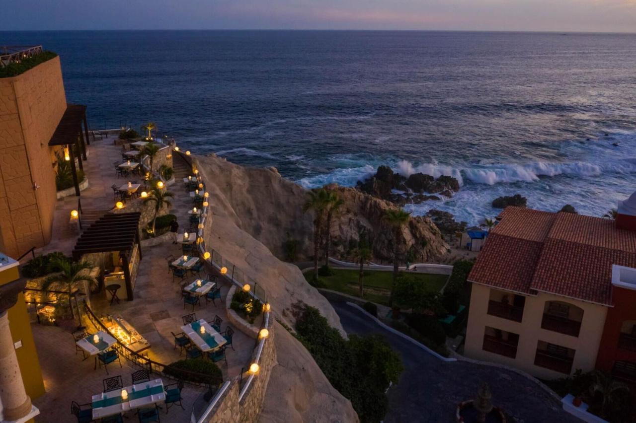 At Hacienda Encantada *