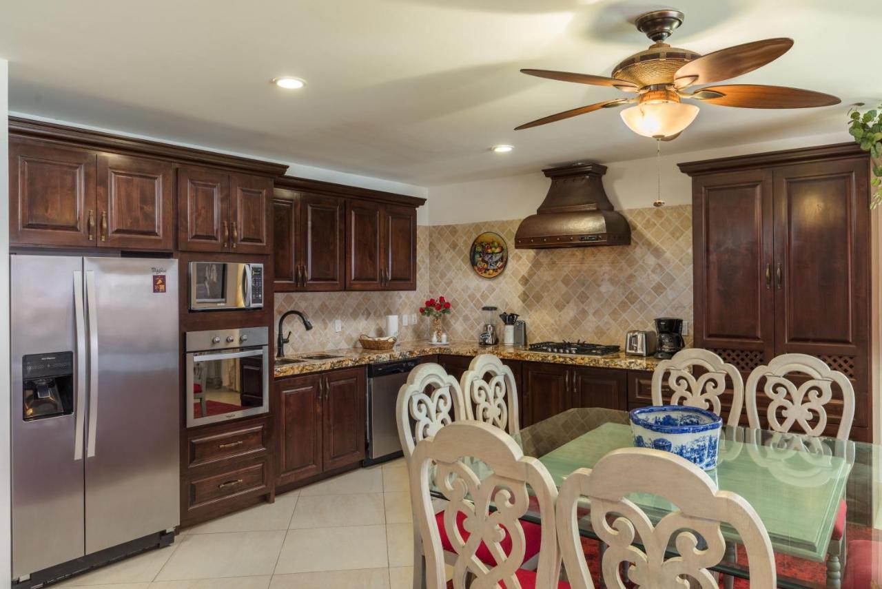 At Hacienda Encantada Apartment