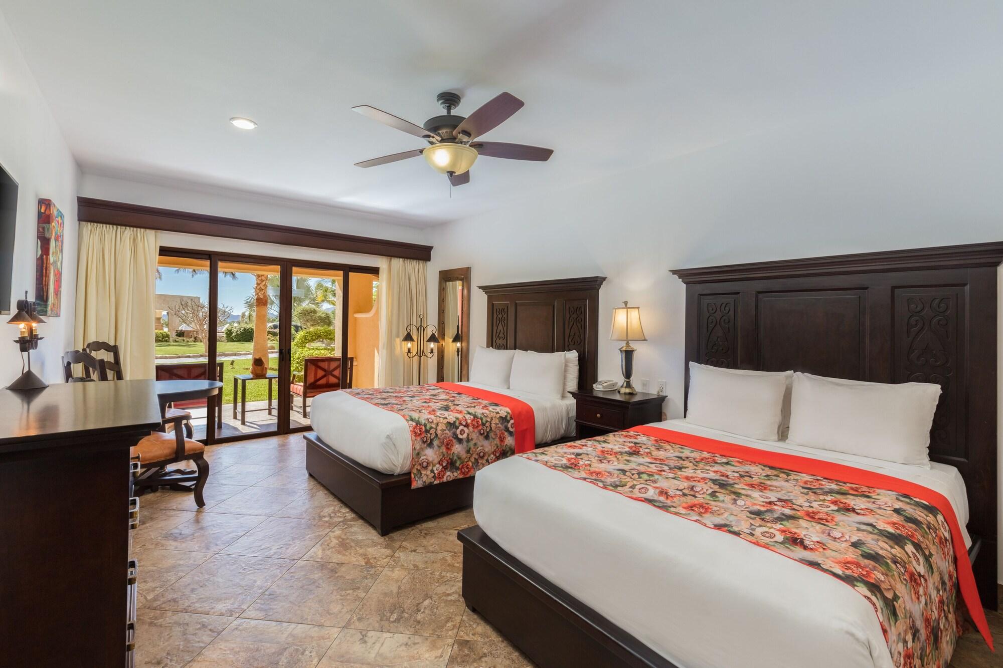Resort Hacienda Encantada &