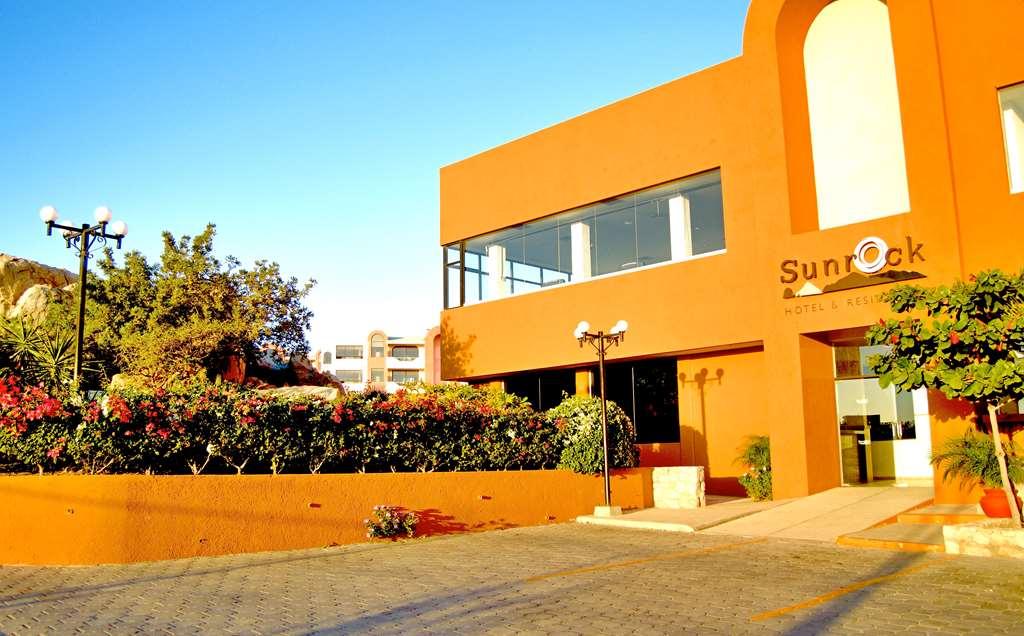 Sunrock & 3*