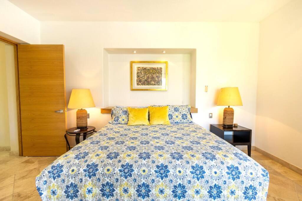 Villa Fully Staffed At An Incomparable Rate! Cabo San Lucas