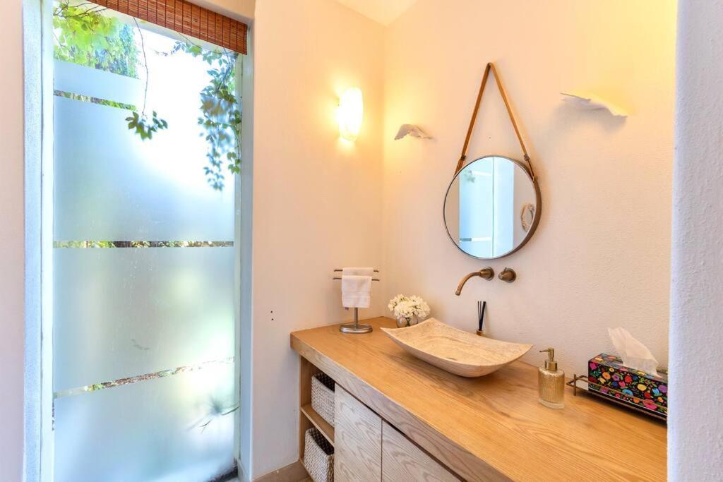 Fully Staffed At An Incomparable Rate! Villa Cabo San Lucas