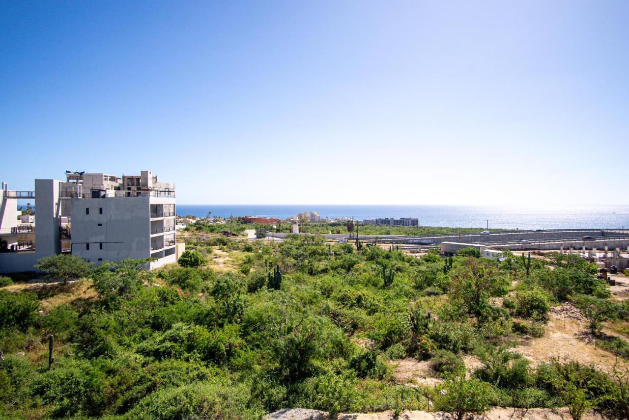 Stunning 2 Bedroom, 2 Bathroom Just A 5 Minute Drive To The Apartamento *