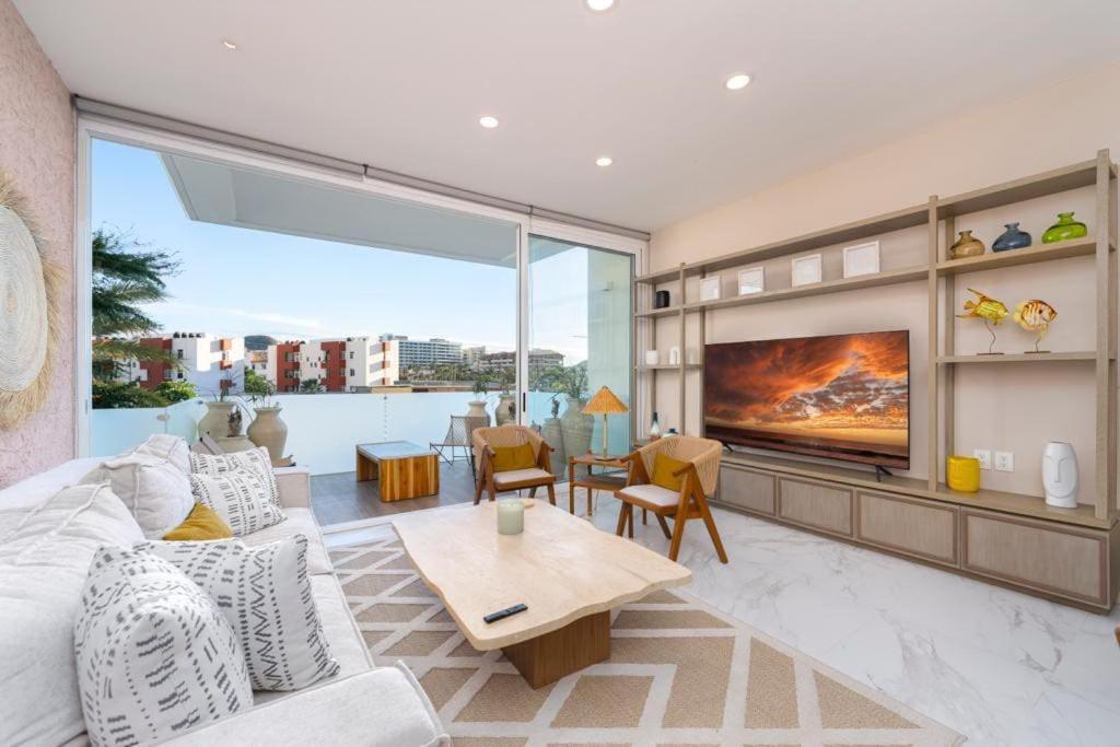 New 3br With Exceptional Location With Pool