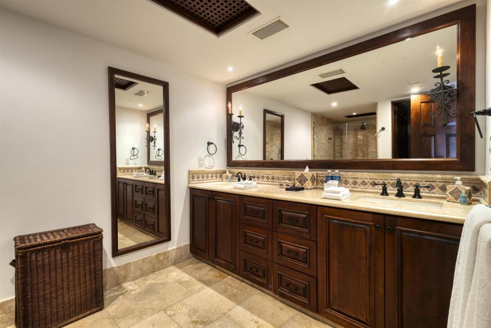 Luxury 7-bd Hacienda-style With Butler & Staff