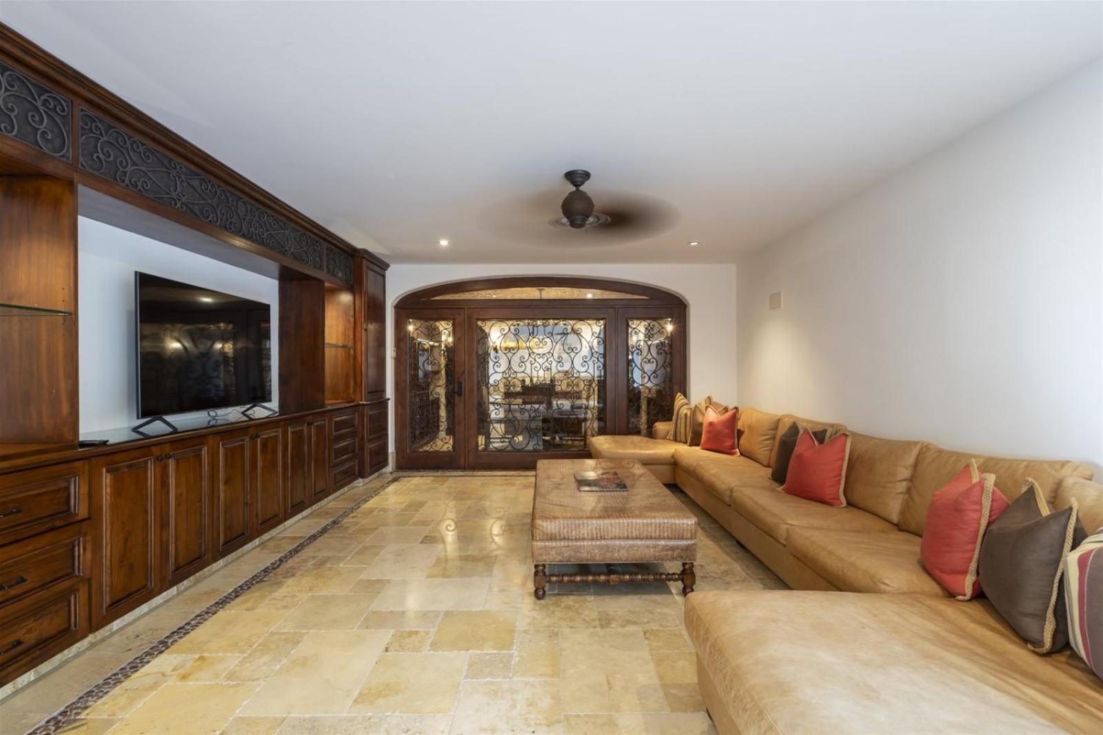 Luxury 7-bd Hacienda-style With Butler & Staff * Cabo San Lucas