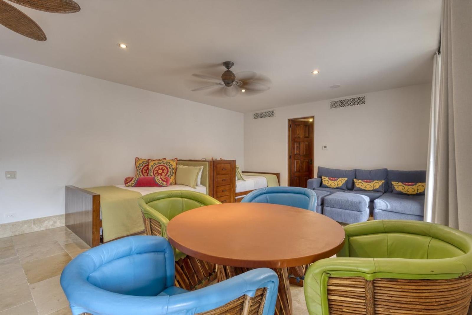 Luxury 7-bd Hacienda-style With Butler & Staff Villa *