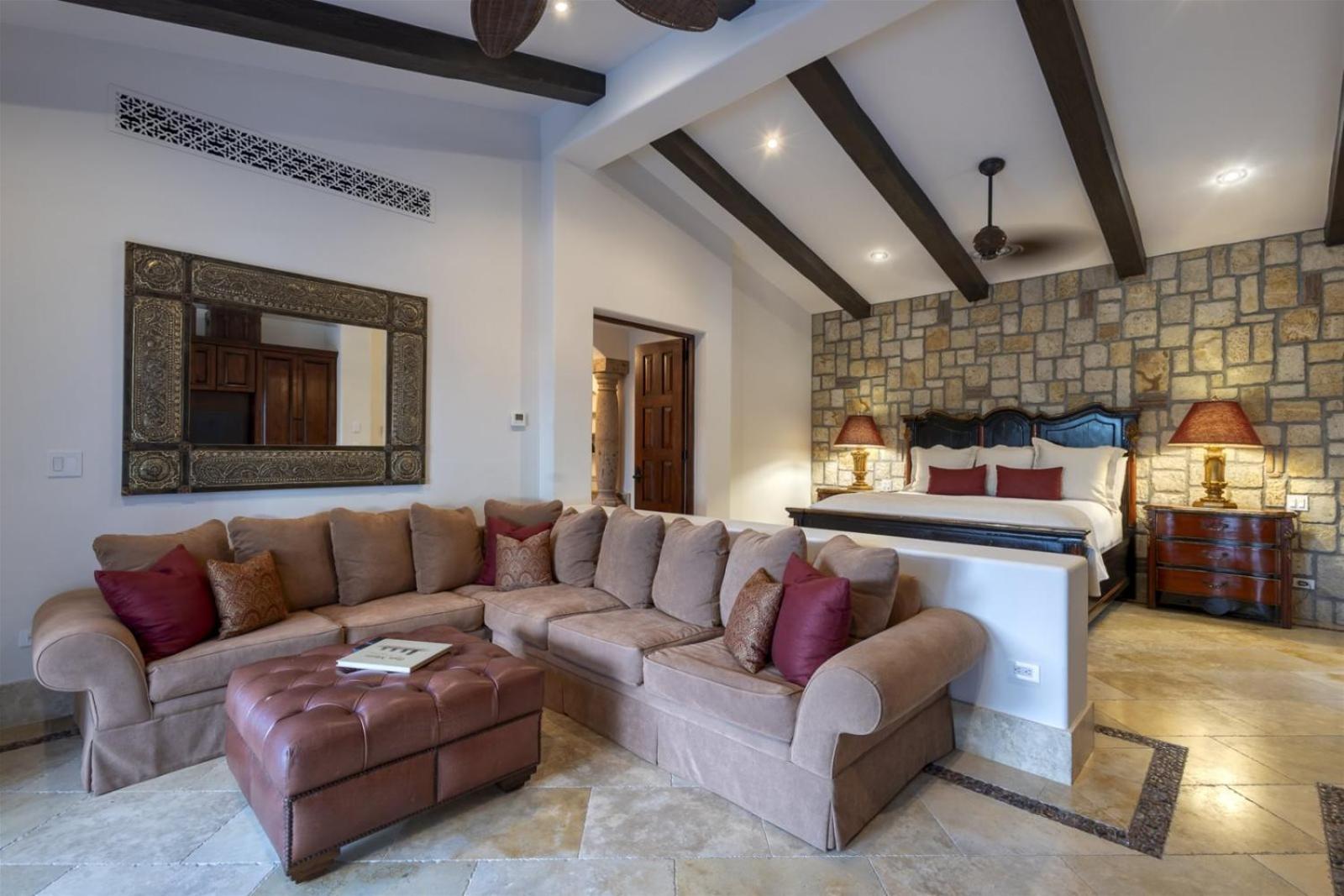 Villa Luxury 7-bd Hacienda-style With Butler & Staff *