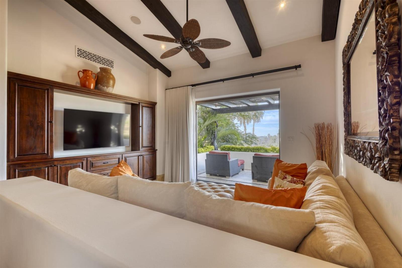 Villa Luxury 7-bd Hacienda-style With Butler & Staff