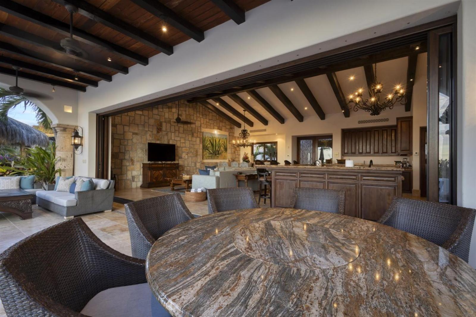 Luxury 7-bd Hacienda-style With Butler & Staff Villa *