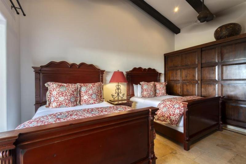 Villa Luxury 7-bd Hacienda-style With Butler & Staff Cabo San Lucas