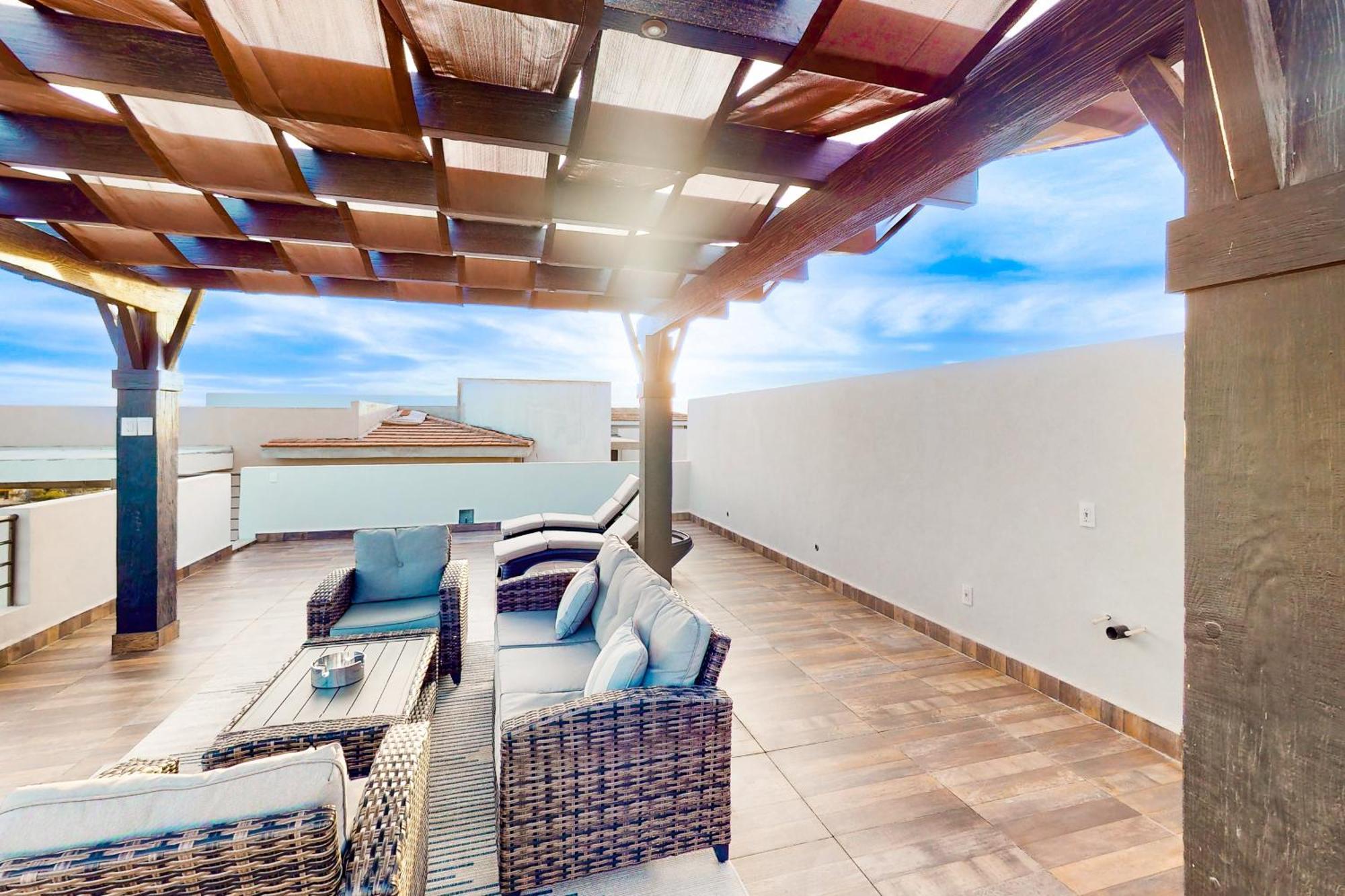 Tramonti Cabos C401 Lupos Ph Holiday home