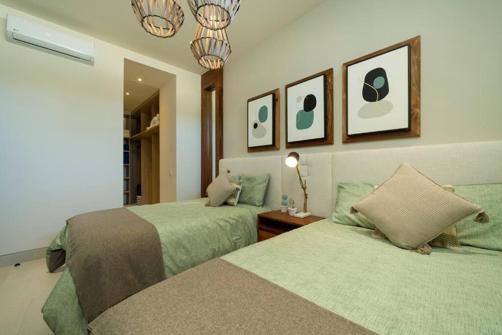 Luxurious 2br Ocean View With Terrace * Cabo San Lucas