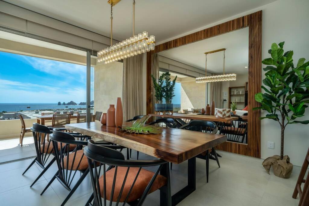 Luxurious 2br Ocean View With Terrace * Cabo San Lucas