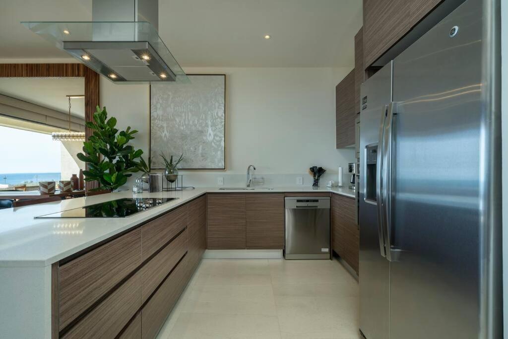 Luxurious 2br Ocean View With Terrace Apartment