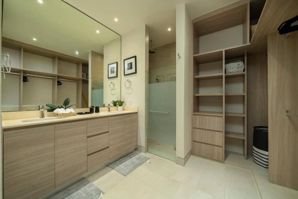 Luxurious 2br Ocean View With Terrace