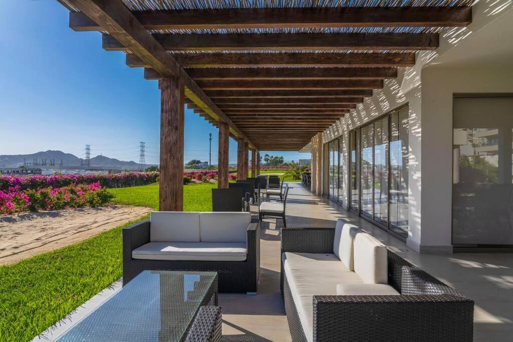 Luxurious 2br Ocean View With Terrace Apartment