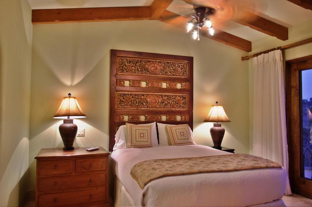 Casa Corona Villa Cabo San Lucas