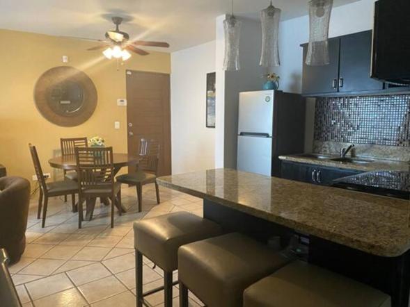 Irresistible 2bd Ph Close To