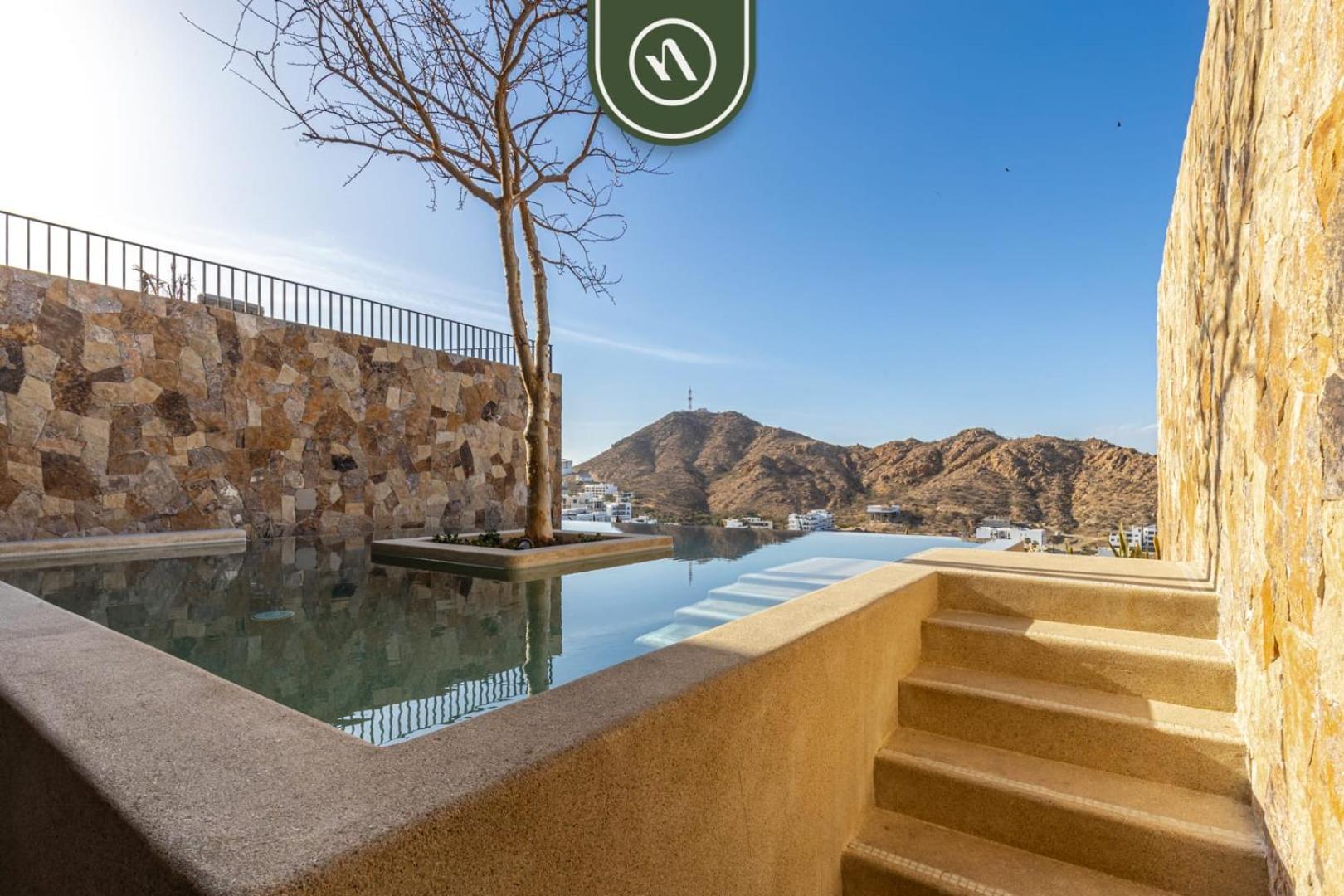 Apartment 2br With Pool