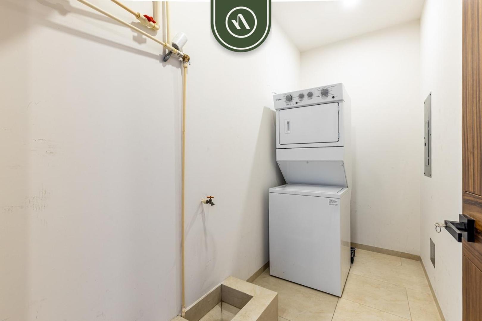 Apartment 2br With Pool *