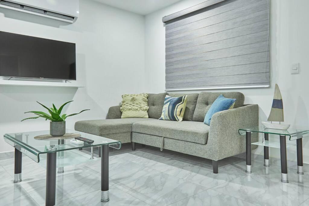 Apartamento Spacious 1-bdrm In Heart Of Cabo!