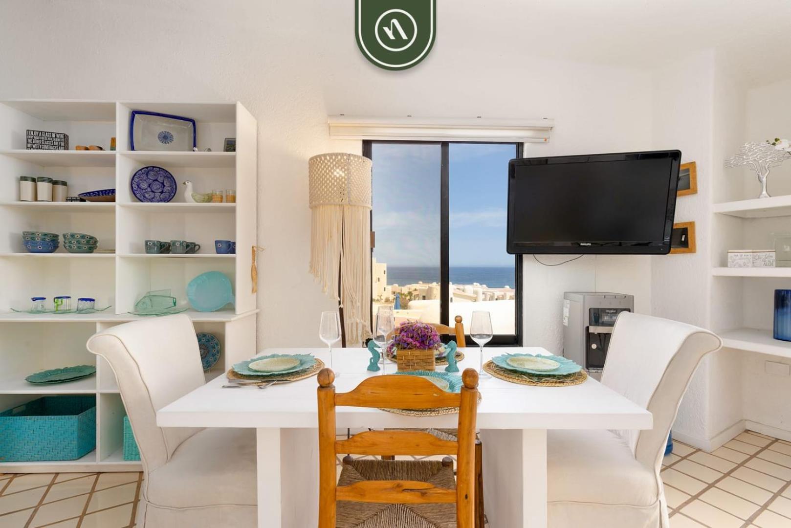 Oceanview 1 Bedroom With Access - King Bed Apartment *