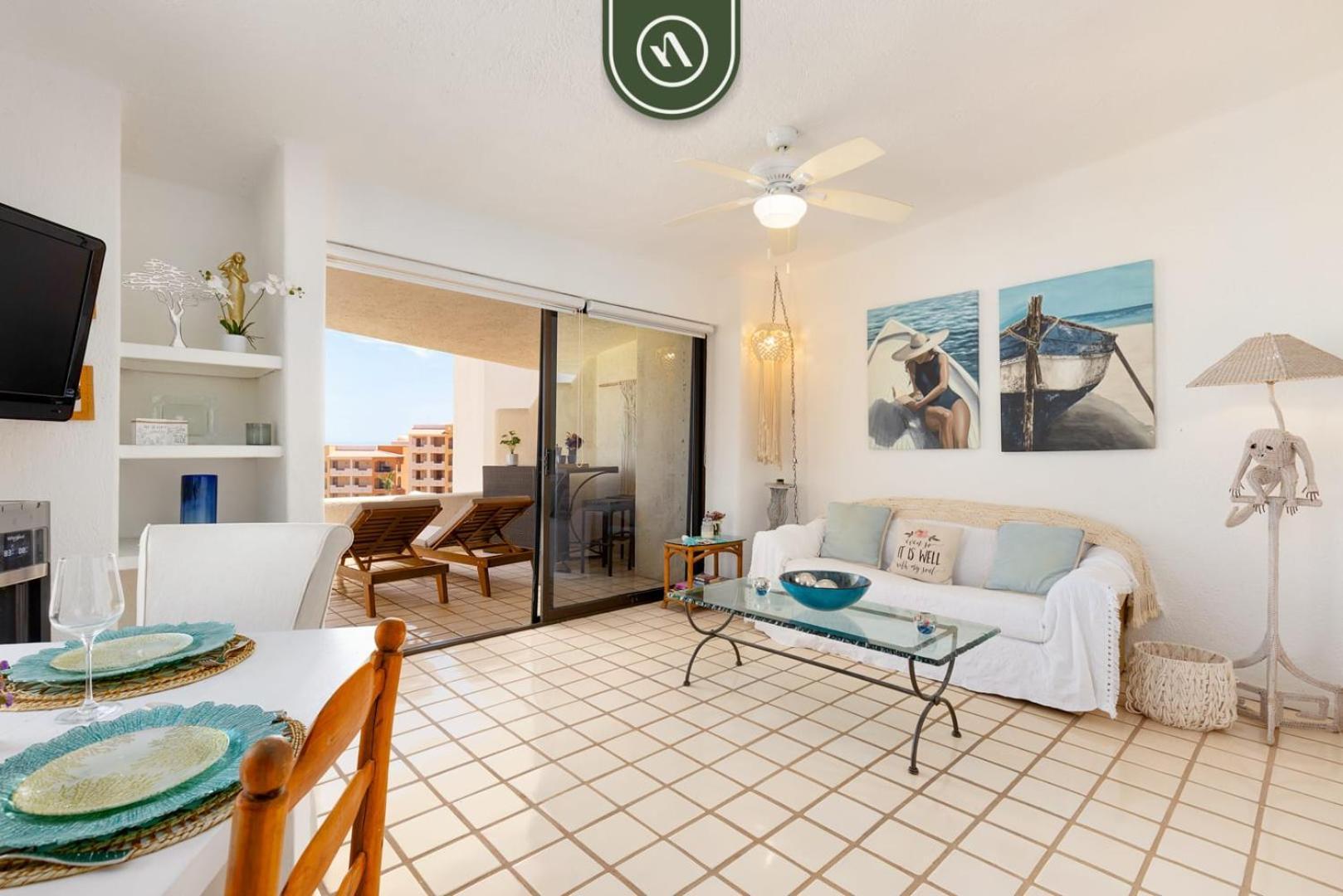 Oceanview 1 Bedroom With Access - King Bed Apartment
